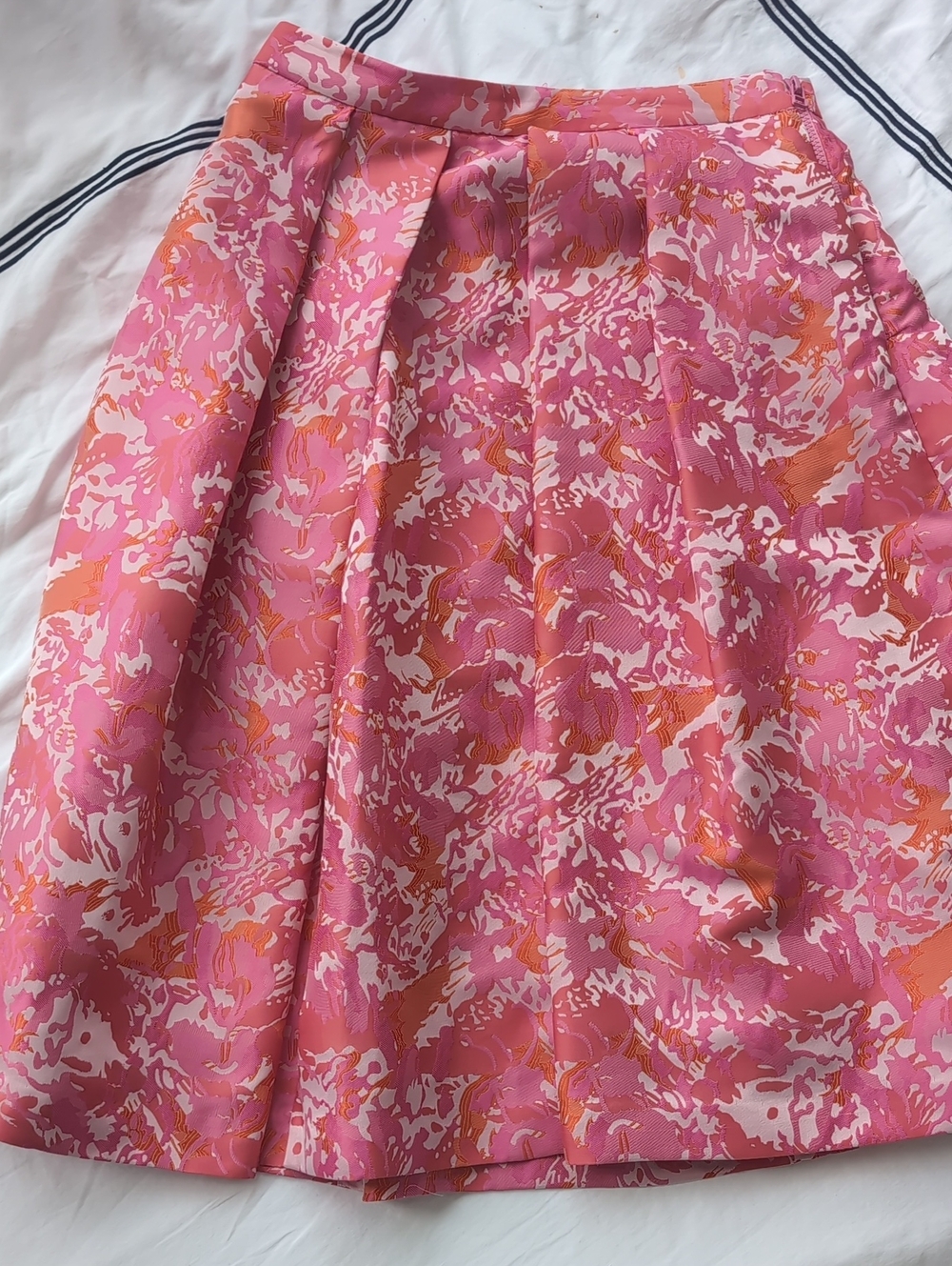Pink Tartan Pleated A-Line Skirt – Pink & Coral/ Orange Abstract Print – Size 8